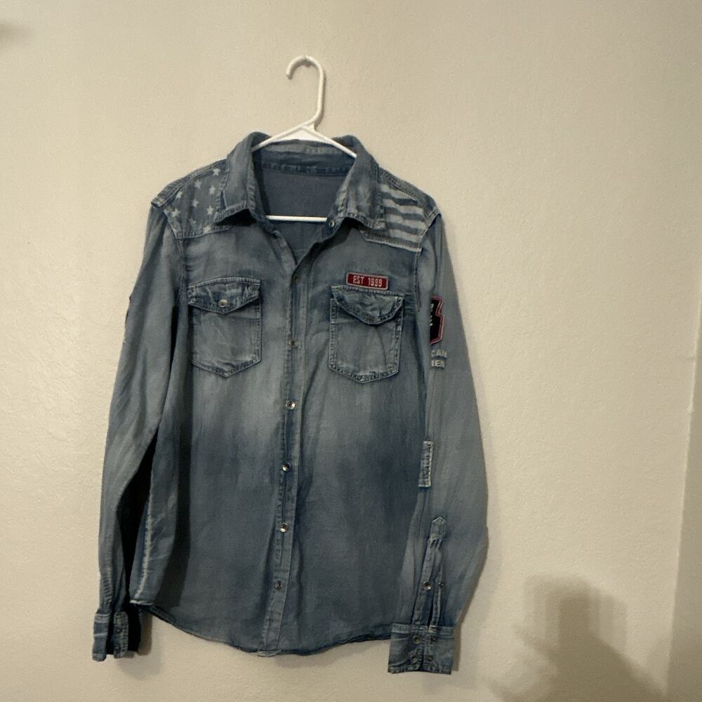 Cowgirl Tuff Co. Womens Blue Denim Long Sleeve Button-Up Shirt Patches Flag Rare